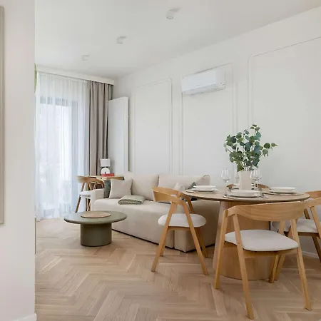 Piekny Z Balkonem, Parkingiem Oraz Silownia By Renters