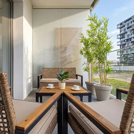 Appartement Piekny Z Balkonem, Parkingiem Oraz Silownia By Renters